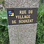 Maison Piscine & Jacuzzi Bed & Breakfast