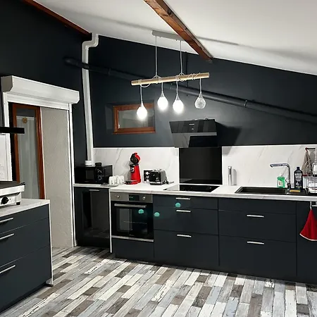 Maison Piscine Et Jacuzzi Gasthof Saint-Germain-des-Fosses