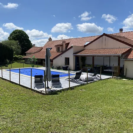 Maison Piscine Et Jacuzzi Gasthof 3*