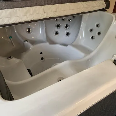 Frühstückspension Maison Piscine Et Jacuzzi